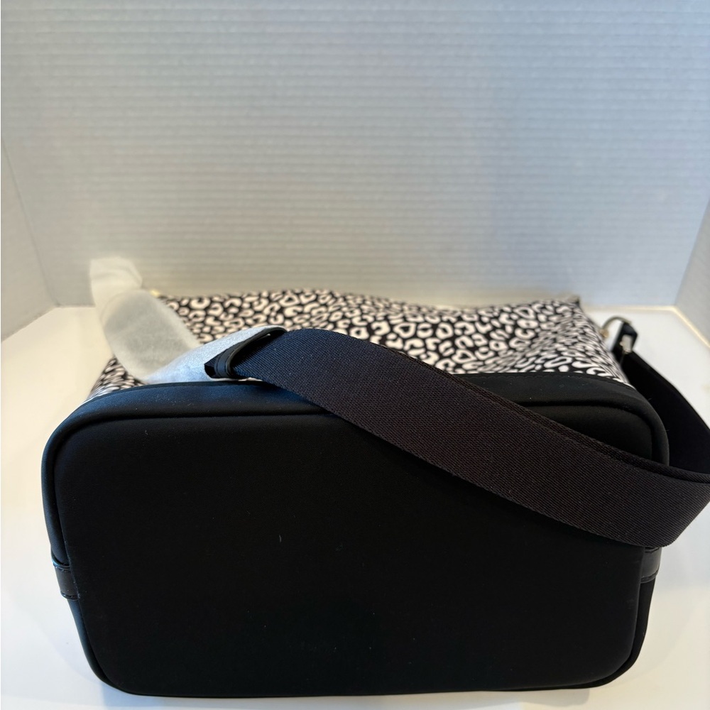 Kate Spade NY Chelsea Leopard Duffle Crossbody Bag - NEW - Picture 3 of 5